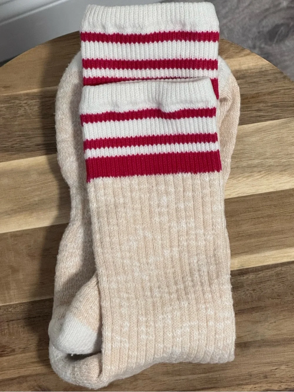 Ivy Ellis The Torrisdale Striped Ribbed Socks Red Cream Unisex OS